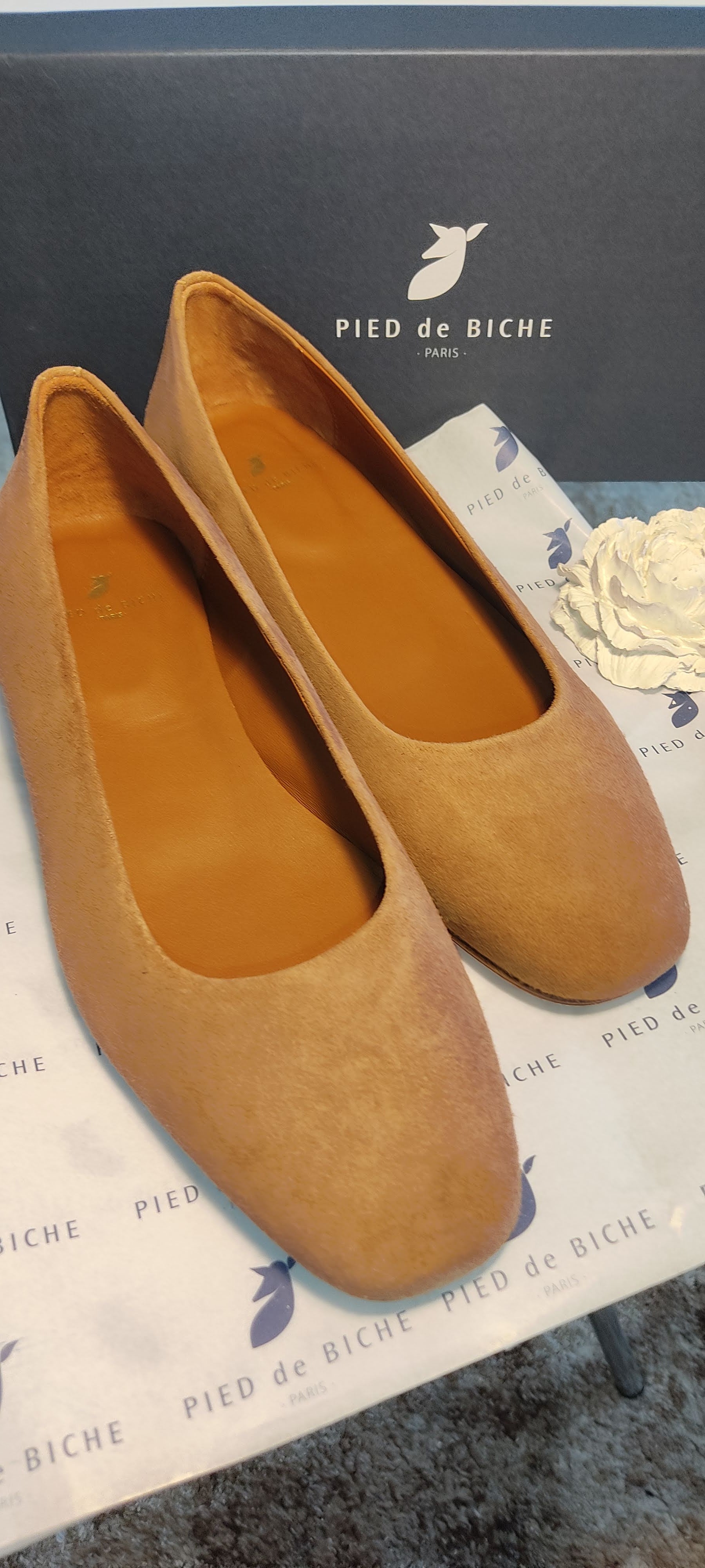 Pied de Biche Jane camel 38