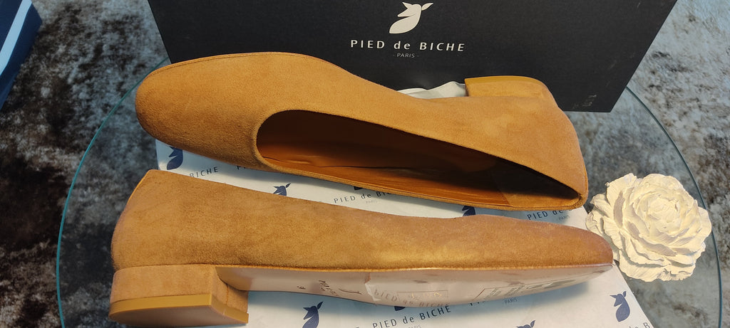 Pied de Biche Jane camel 38