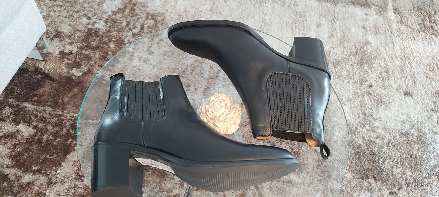 Caroll Echupa Black 39