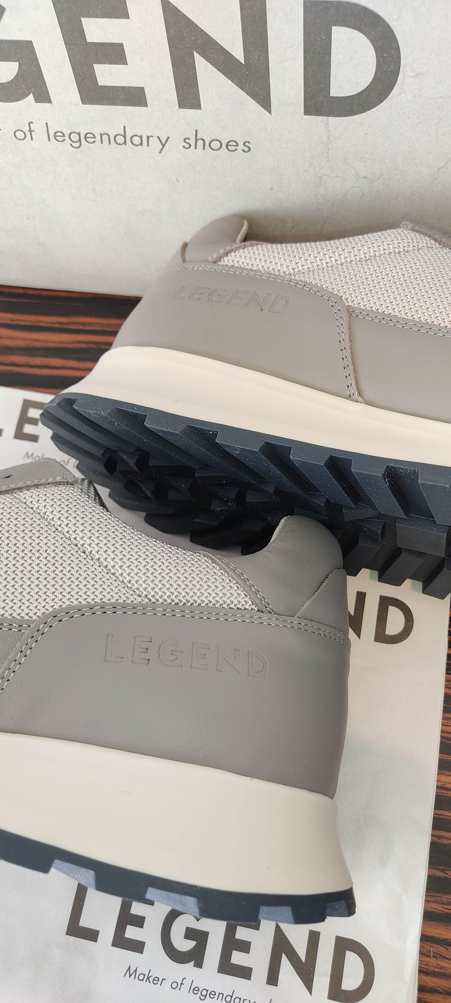 Legend Sedan Gray -45