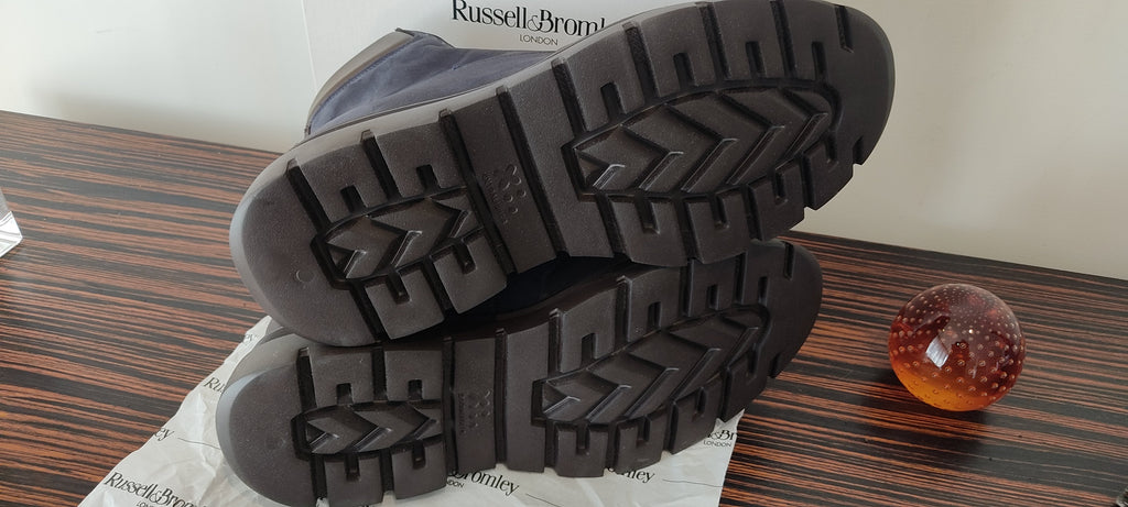 Russel & Bromley Conquest Navy 45