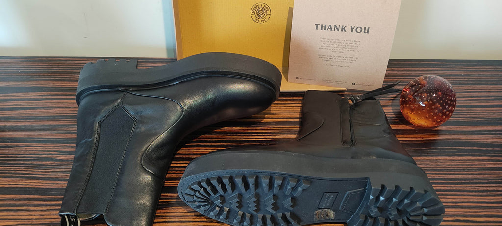 Sneaky Steve Inez Black